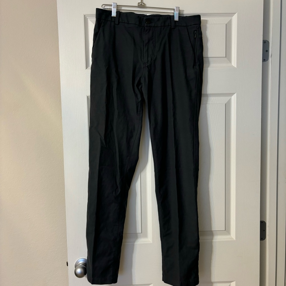 LULULEMON Mens Commission Pants Gray Size 32 style E40416